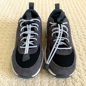 NEW Columbia “Pivot” shoes - Children’s size 12